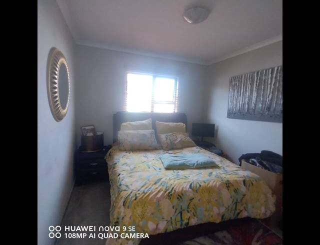 2 BEDROOM HOUSE FOR SALE IN DAWN PARK EXT